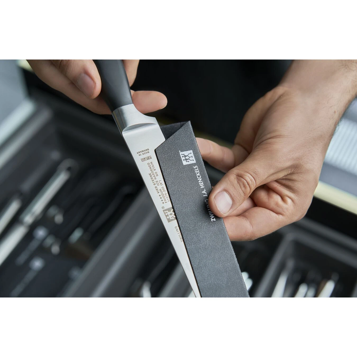 Zwilling 21 Cm Plastic Knife Sheath 7 Zwilling 21 Cm Plastic Knife Sheath - Image 5