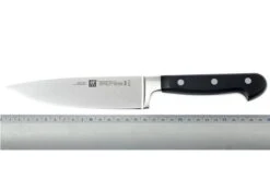Zwilling J.A. Henckels Professional "S" Cook's Knife 16 Cm (6") -Zwilling Sales Store ZW31021 160 04 zwilling professional s 31021 160 koksmes d4