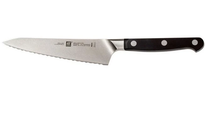 Zwilling Pro Serrated Chef's Knife 14cm, 38425-141 3 Zwilling Pro Serrated Chef's Knife 14cm, 38425-141