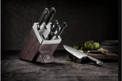 Zwilling Four Star SharpBlock 7-piece Knife Block, 35145-000 21 Zwilling Four Star SharpBlock 7-piece Knife Block, 35145-000 -Zwilling Sales Store fourstar3